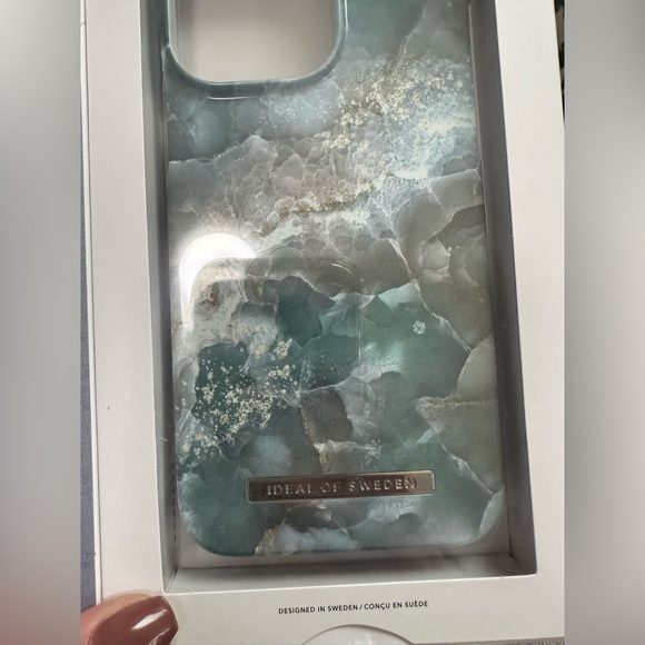 Ideal of Sweden phone case - Picture 4 of 4